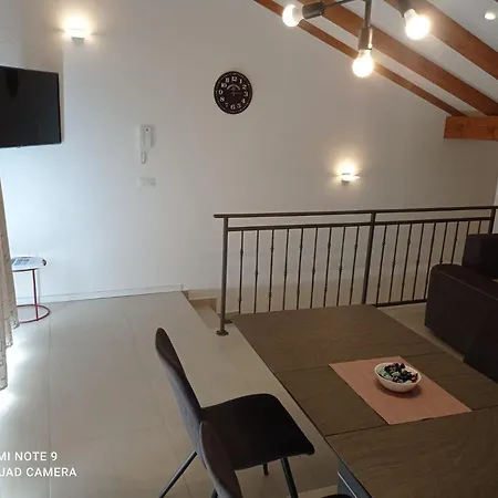 Bruna Apartman *